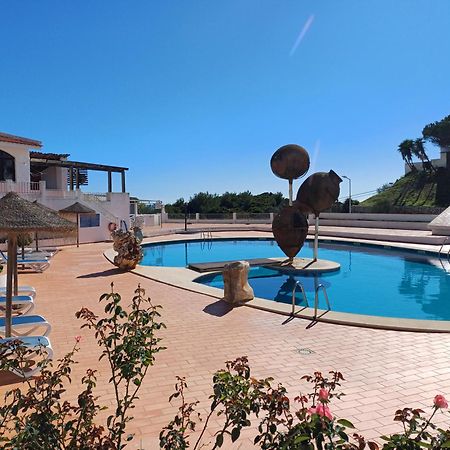 Apartamentos Salema Praia Club Экстерьер фото