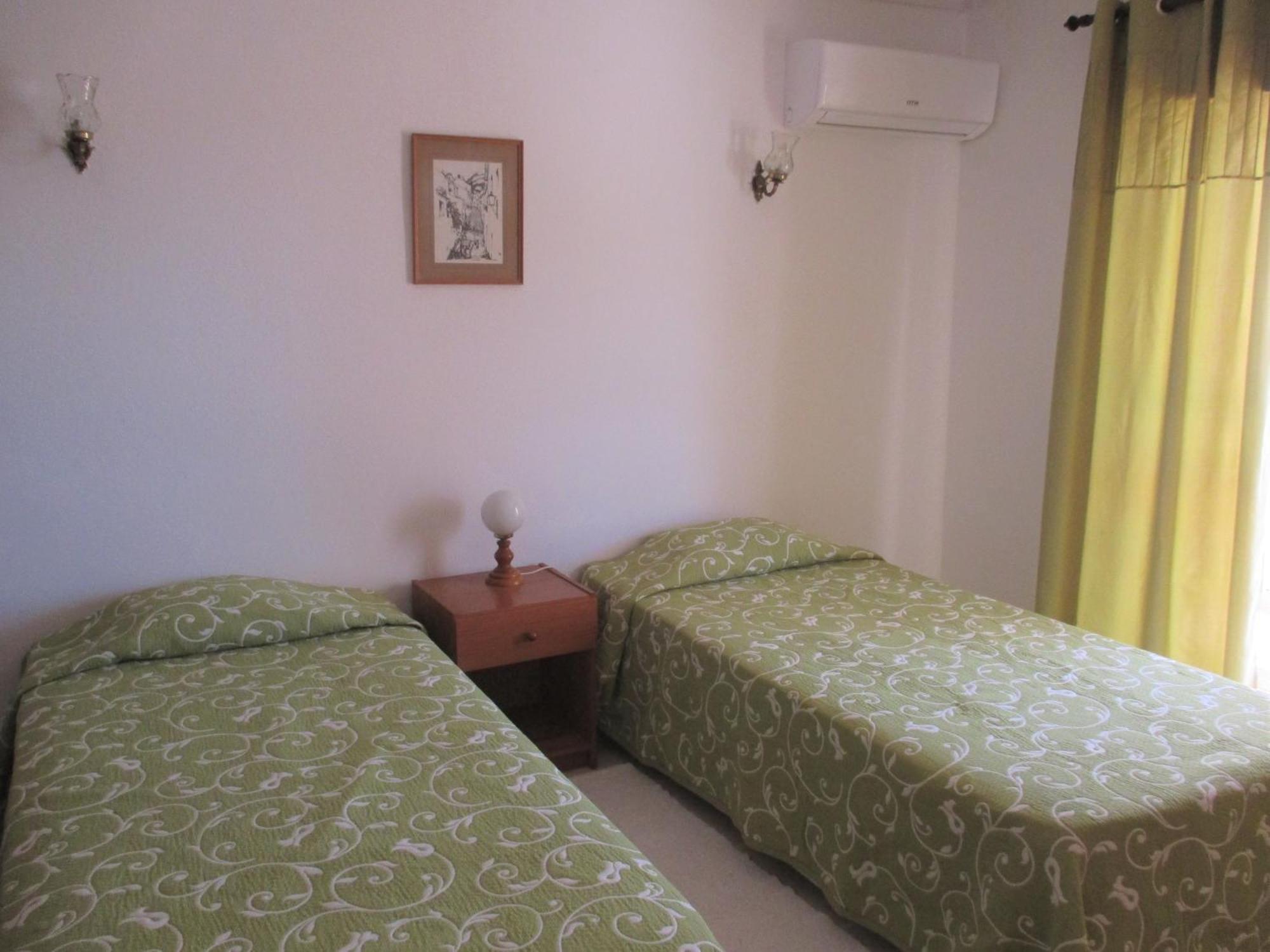 Apartamentos Salema Praia Club Экстерьер фото