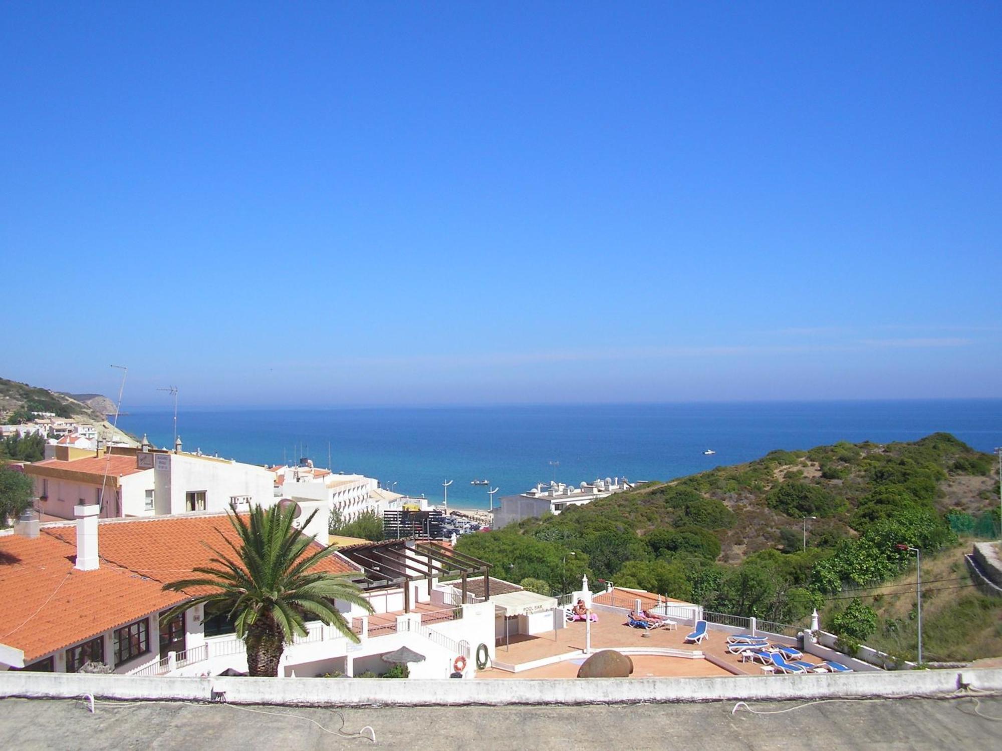 Apartamentos Salema Praia Club Экстерьер фото