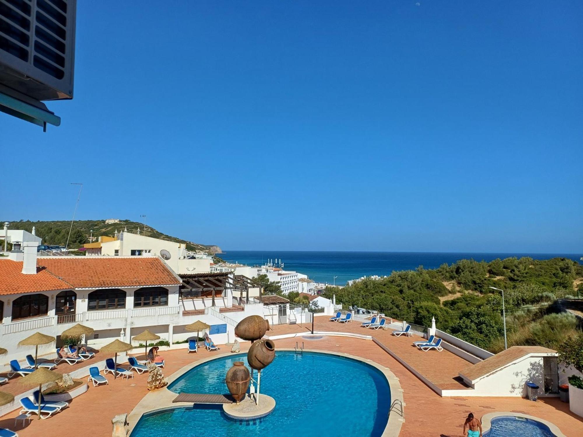 Apartamentos Salema Praia Club Экстерьер фото
