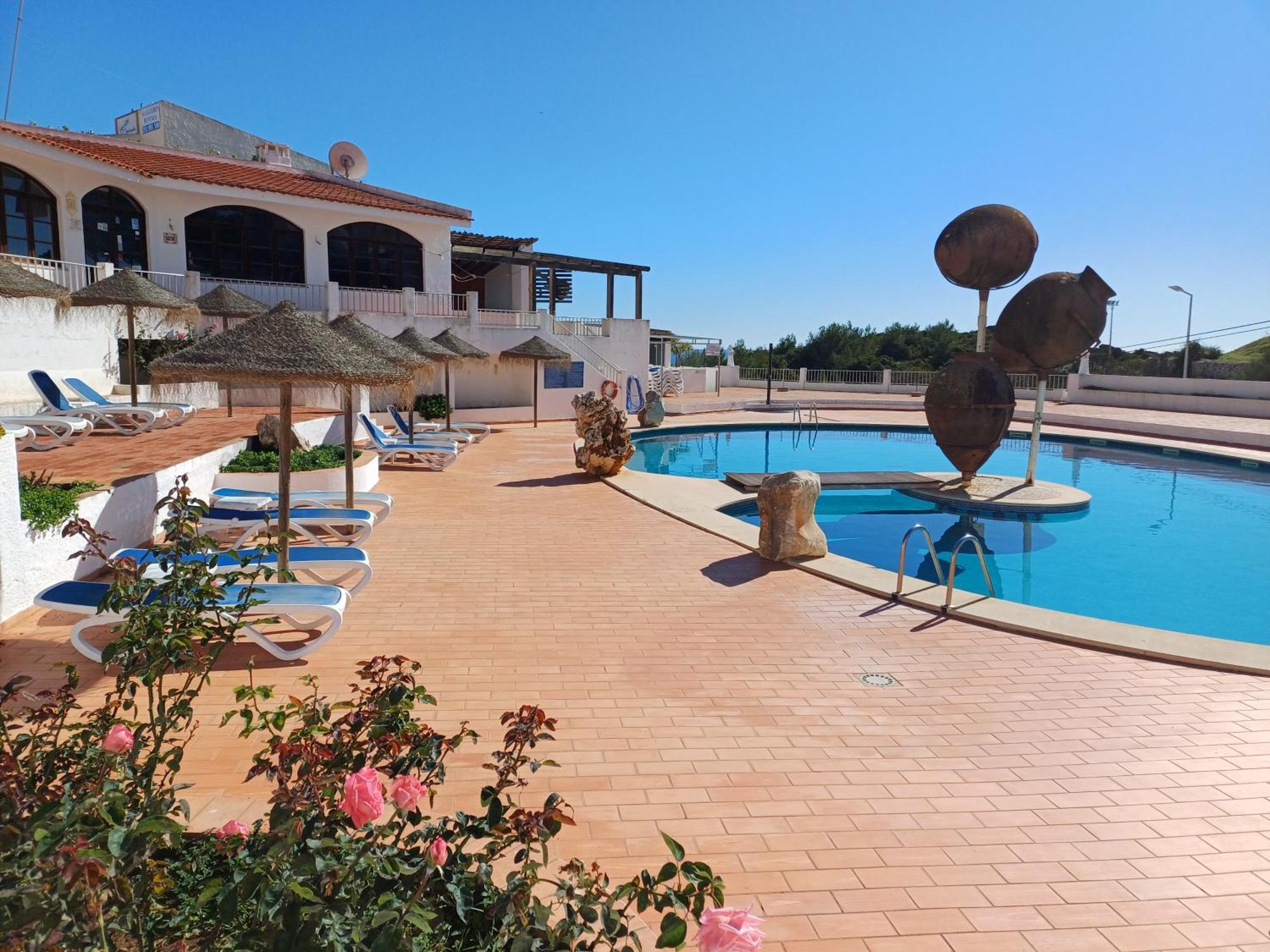 Apartamentos Salema Praia Club Экстерьер фото