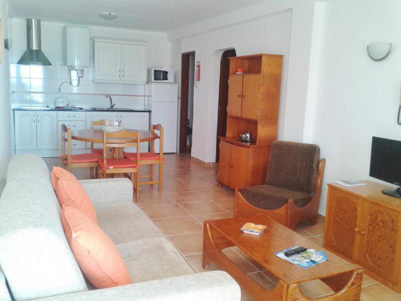 Apartamentos Salema Praia Club Экстерьер фото