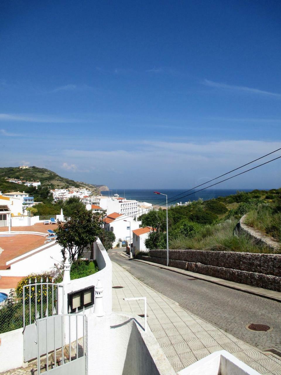 Apartamentos Salema Praia Club Экстерьер фото